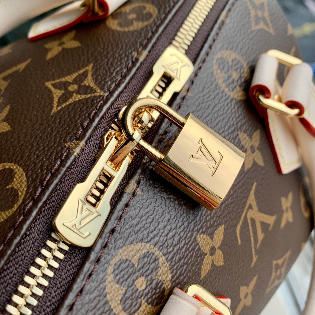 Louis Vuitton Speedy Bandouli¡§¡§re 20 Monogram Beige Strap - 20.5 x 13.5 x 12.0 cm