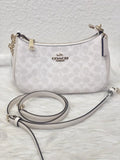 COACH Women¡¯s Teri Shoulder Bag Signature Canvas