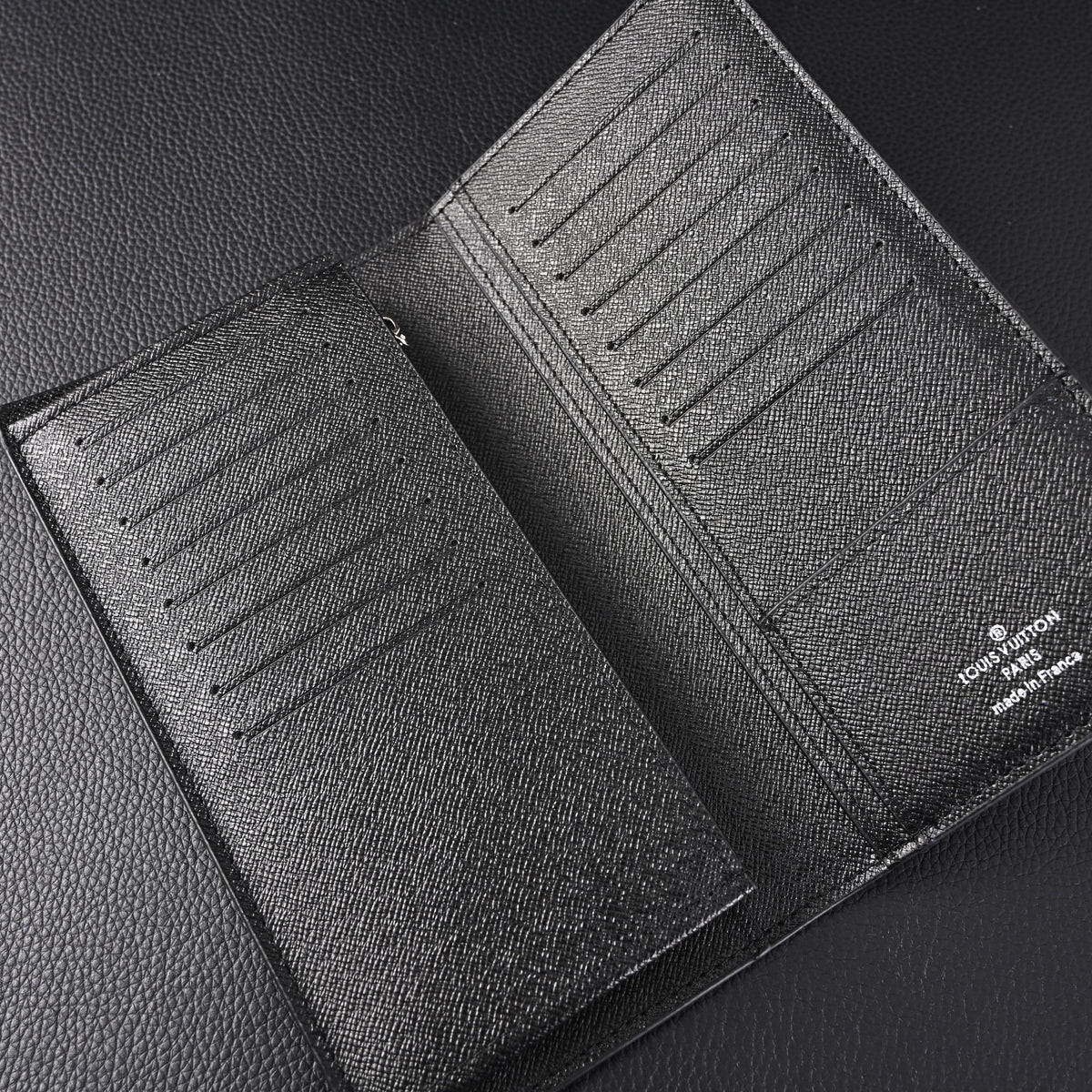 Louis Vuitton Brazza Wallet ¨C Damier Graphite Canvas Long Bifold (N62665)