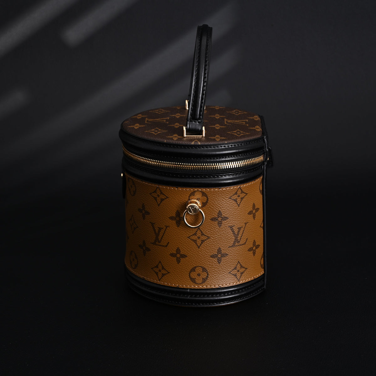Louis Vuitton Cannes Bag ¨C Monogram Canvas Vanity Case with Top Handle (Small)
