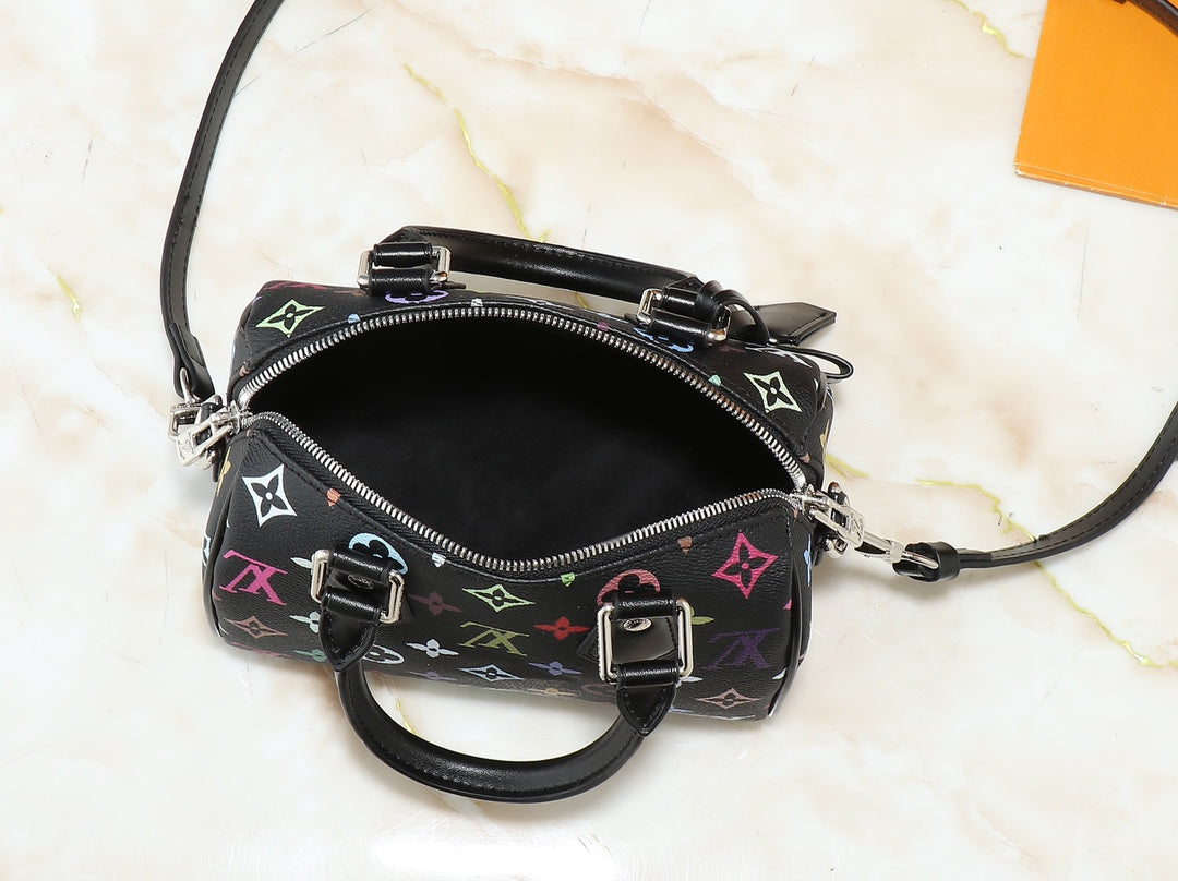 Louis Vuitton LV Speedy Bandouli¡§¡§re 20 Handbag 20.5x13.5x12cm