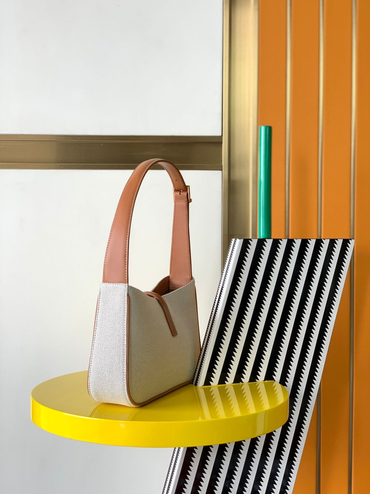 YSL LE 5 ¡§¡è 7 in canvas and leather - 23 X 16 X 6.5 CM