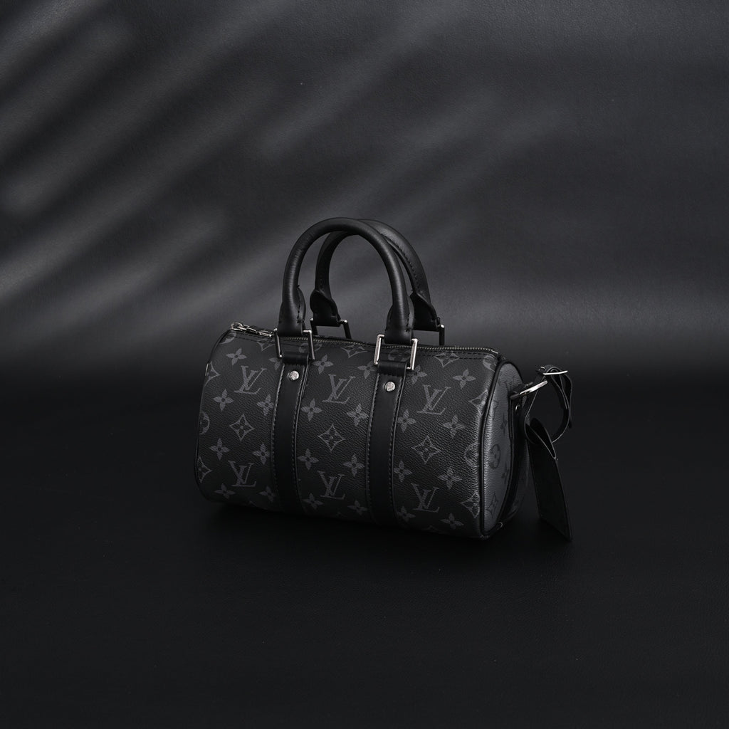 Louis Vuitton Keepall Bandouli¨¨re 50 ¨C Monogram Eclipse Canvas
