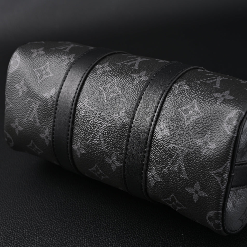 Louis Vuitton Keepall Bandouli¨¨re 50 ¨C Monogram Eclipse Canvas