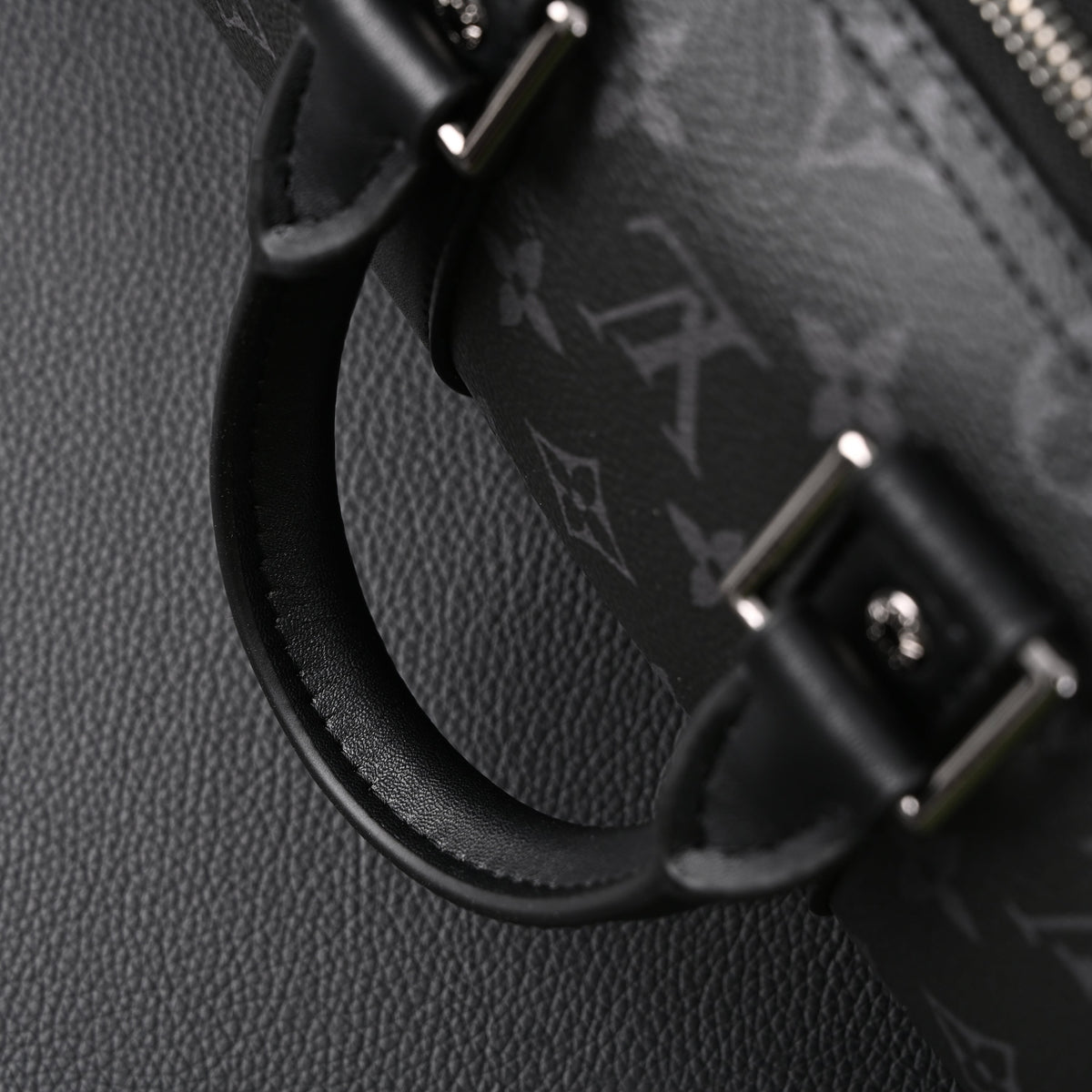 Louis Vuitton Keepall Bandouli¨¨re 50 ¨C Monogram Eclipse Canvas