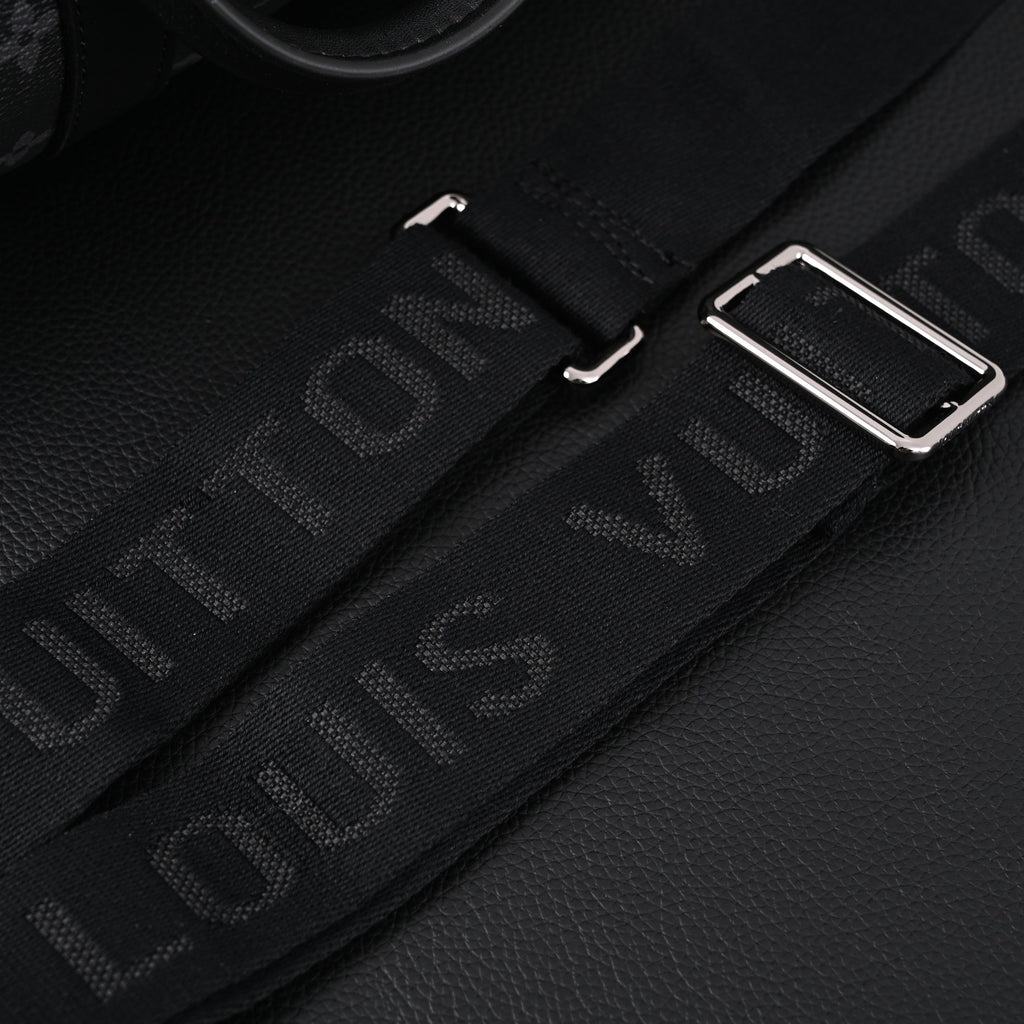 Louis Vuitton Keepall Bandouli¨¨re 50 ¨C Monogram Eclipse Canvas