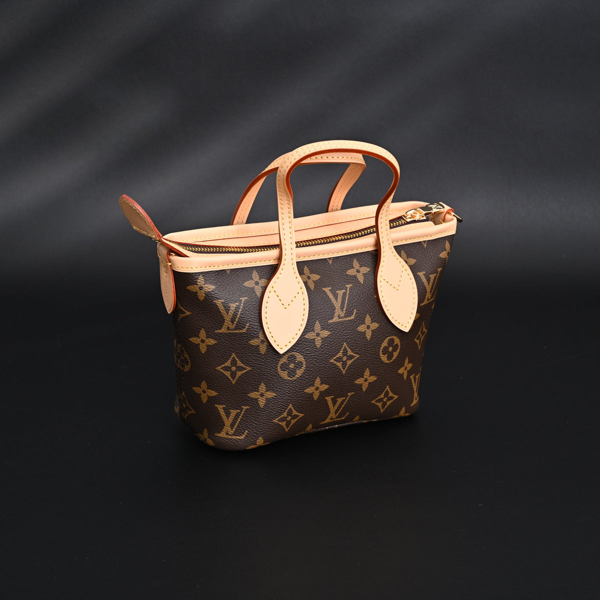 Louis Vuitton NeoNoe BB Bucket Bag ¨C Monogram Canvas with Removable Coin Purse