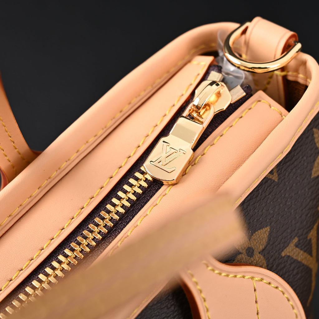Louis Vuitton NeoNoe BB Bucket Bag ¨C Monogram Canvas with Removable Coin Purse