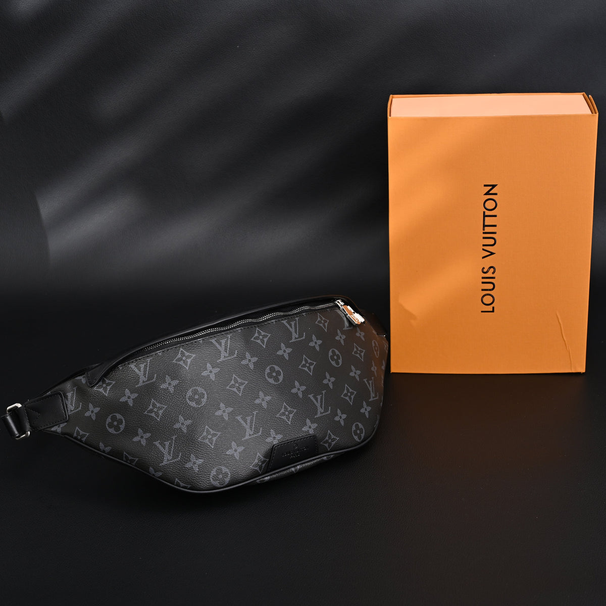 Louis Vuitton Discovery Bumbag ¨C Monogram Eclipse