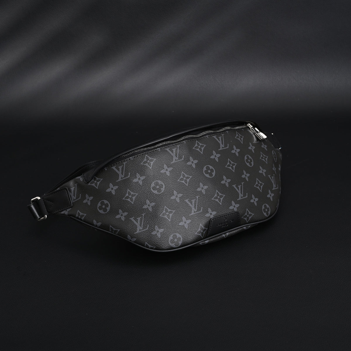 Louis Vuitton Discovery Bumbag ¨C Monogram Eclipse