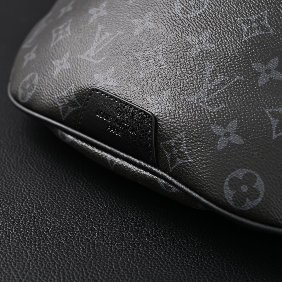 Louis Vuitton Discovery Bumbag ¨C Monogram Eclipse