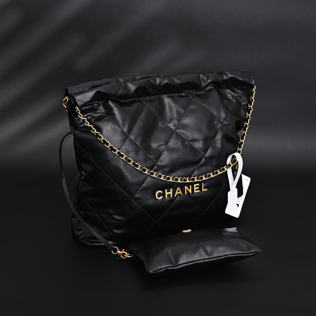 Chanel 19 Flap Bag ¨C Black Quilted Lambskin with Gold & Ruthenium Hardware
