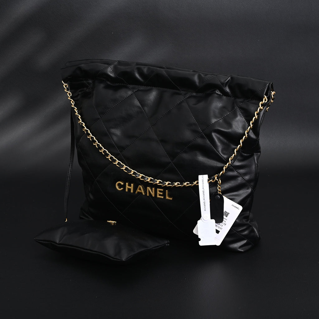 Chanel 19 Flap Bag ¨C Black Quilted Lambskin with Gold & Ruthenium Hardware