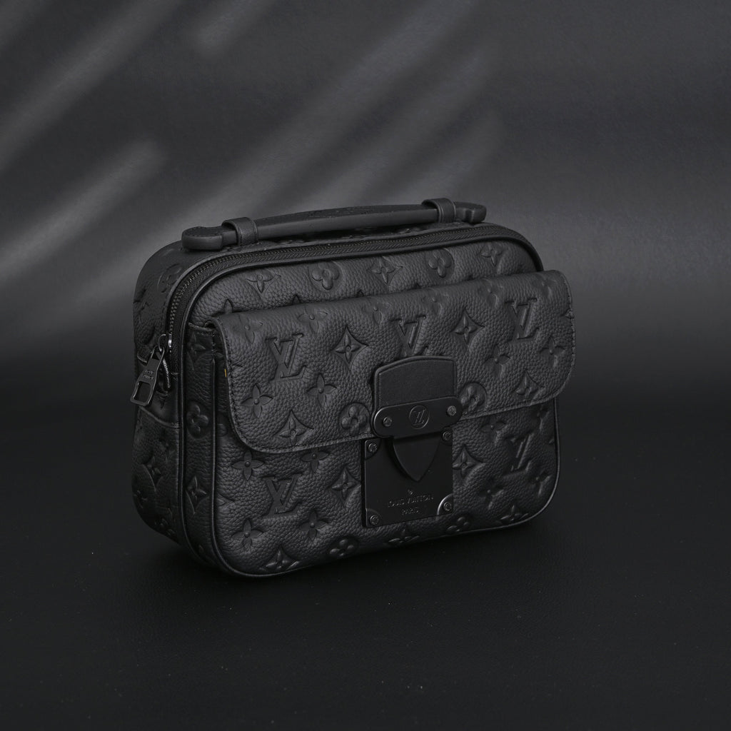 Louis Vuitton Capucines BB Top Handle Bag ¨C Black Taurillon Leather