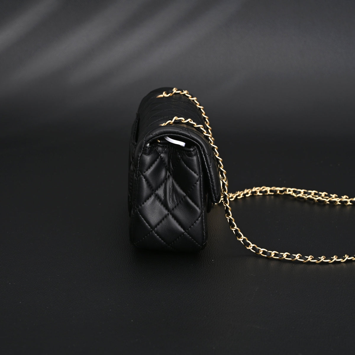 Chanel Classic Flap Mini Bag ¨C Black Quilted Lambskin with Gold-Tone Hardware