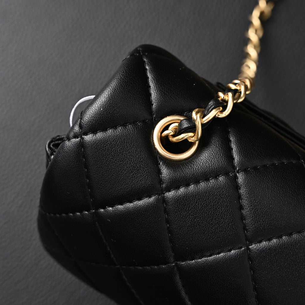 Chanel Classic Flap Mini Bag ¨C Black Quilted Lambskin with Gold-Tone Hardware