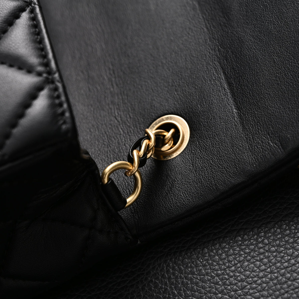Chanel Classic Flap Mini Bag ¨C Black Quilted Lambskin with Gold-Tone Hardware