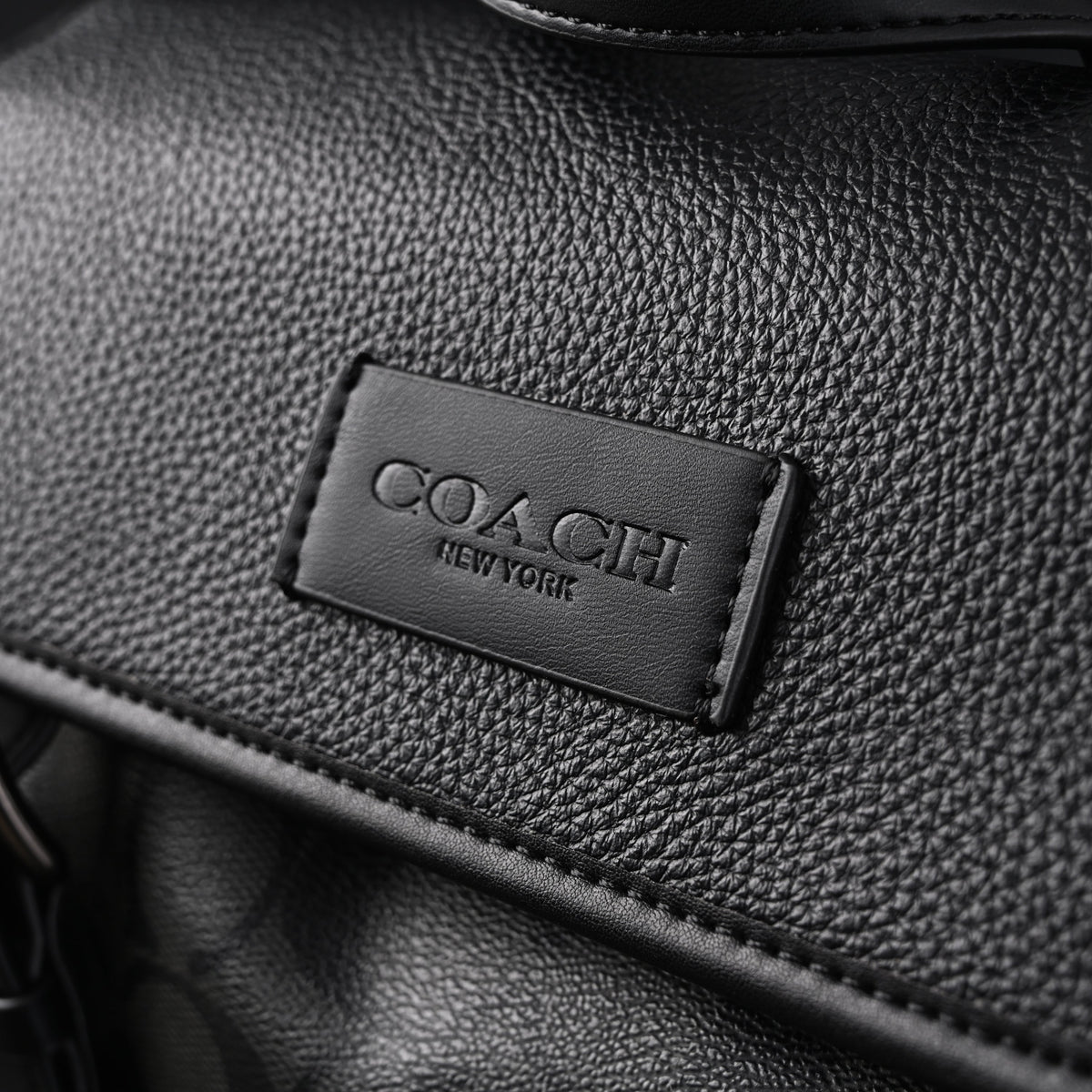 Coach Men¡¯s Leather Backpack ¨C Black Signature Canvas