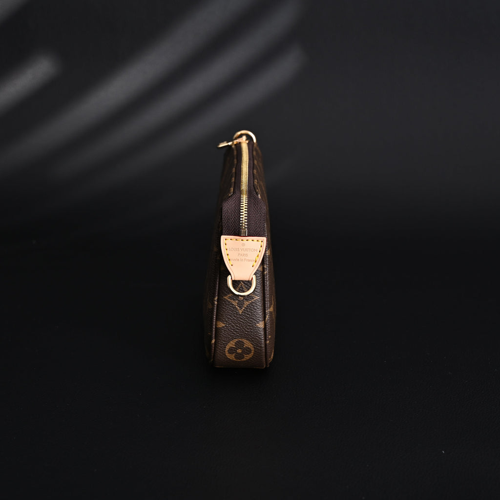 Louis Vuitton Pochette Accessoires Monogram Canvas Clutch Bag ¨C Brown with Gold Chain (M82766)