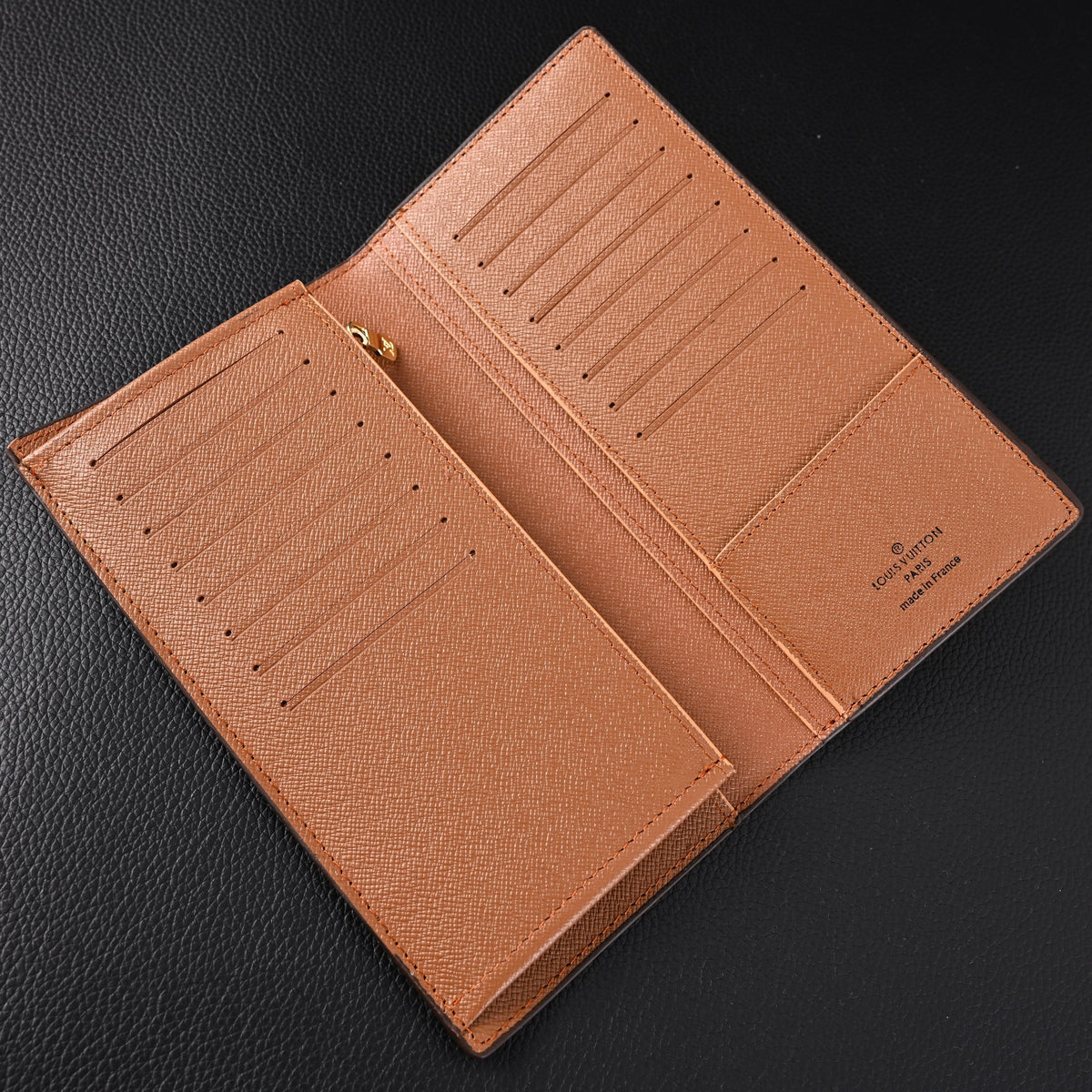 Louis Vuitton Brazza Wallet ¨C Monogram Canvas Long Bifold Wallet (M61697)