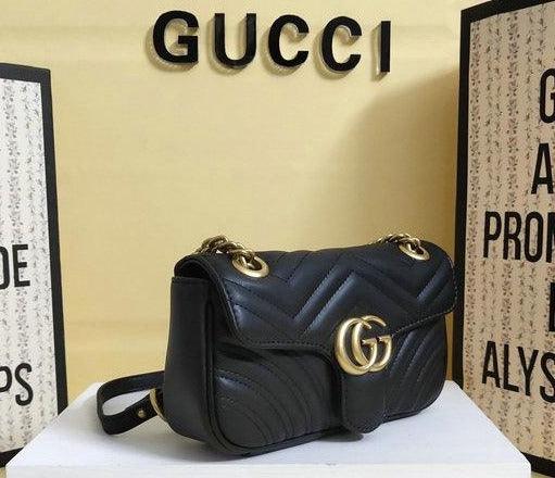 Gucci GG Marmont matelass¨¦ mini bag