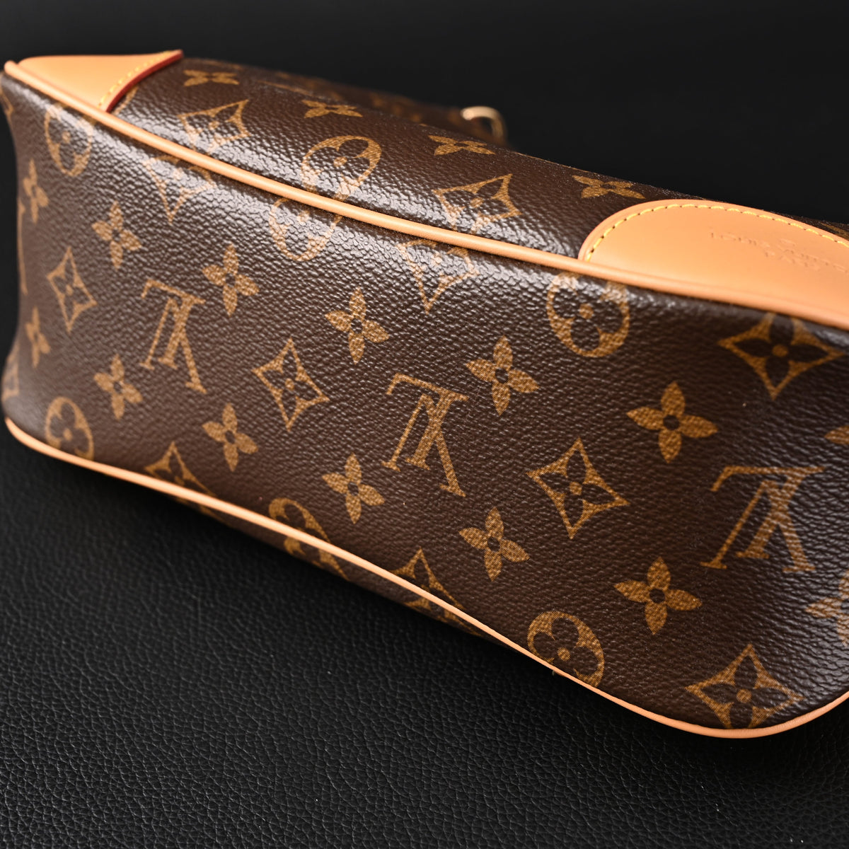 Louis Vuitton Boulogne Monogram Canvas Shoulder Bag ¨C Classic Brown with Vachetta Leather Trim (M45832)