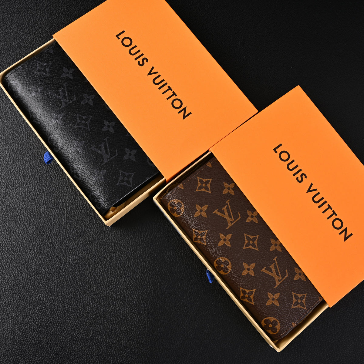 Louis Vuitton Brazza Wallet ¨C Monogram Canvas Long Bifold Wallet (M61697)