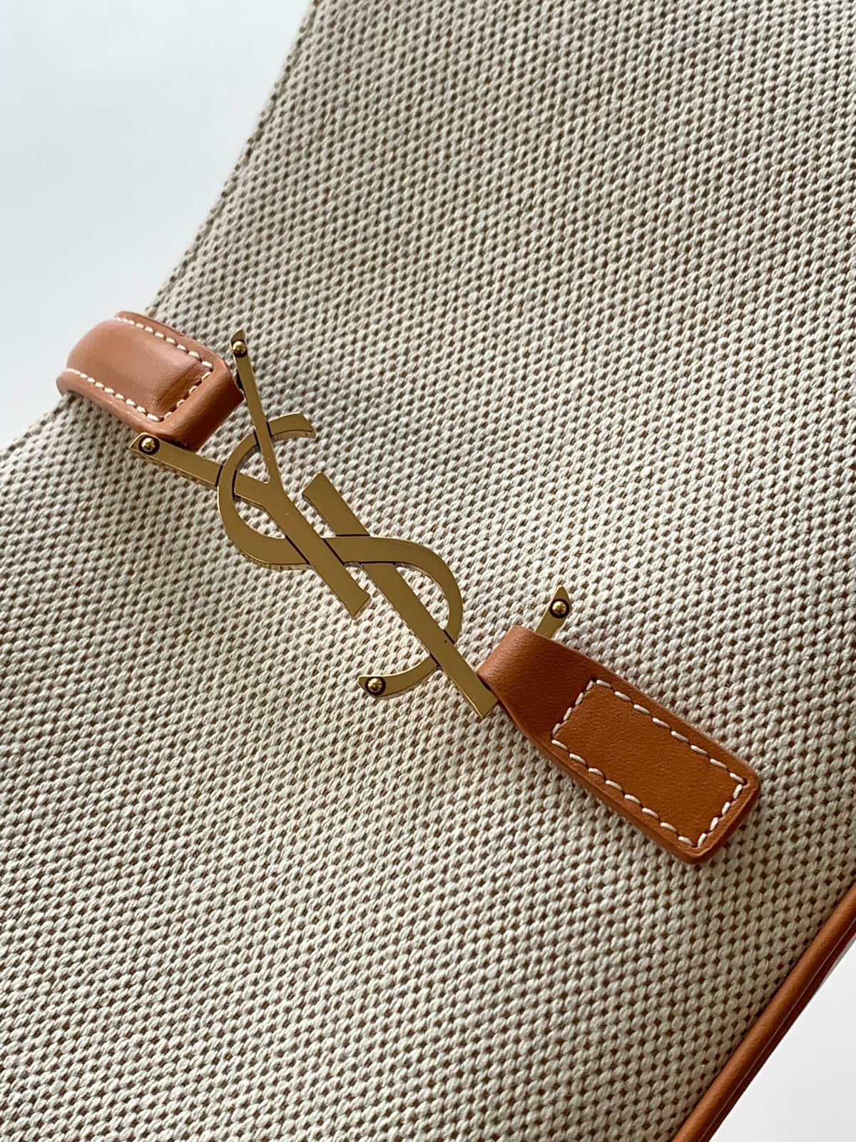 YSL LE 5 ¡§¡è 7 in canvas and leather - 23 X 16 X 6.5 CM