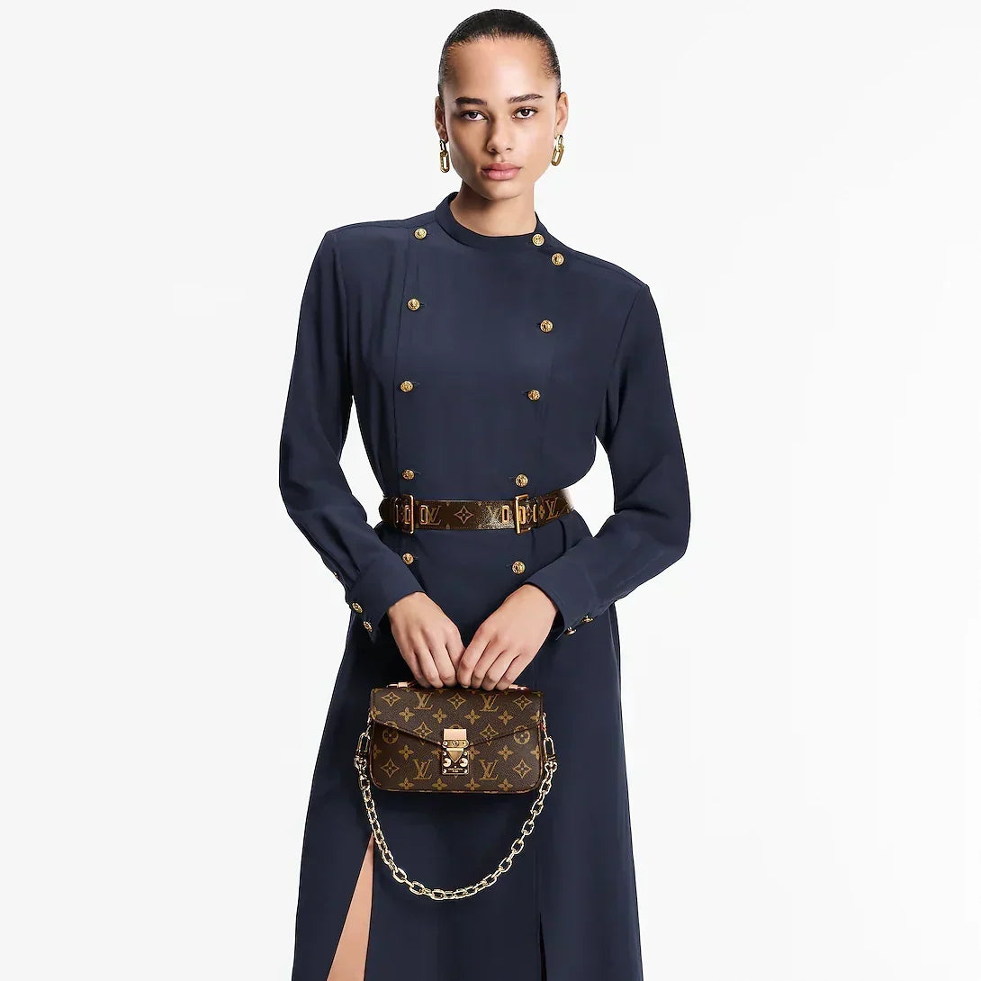 LV Pochette M¨¦tis East West Monogram Canvas Handle Crossbody Bag with Chain Strap and Leather Trim (21.5 x 13.5 x 6) cm